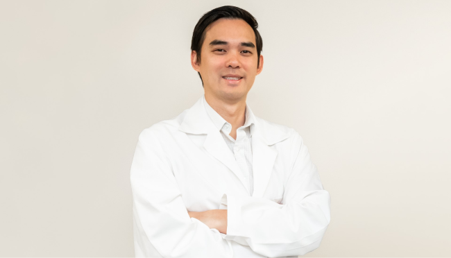 Dr. Daniel Bui